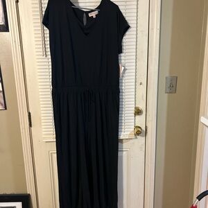 Philosophy Black Jumper with pockets NWT super cute